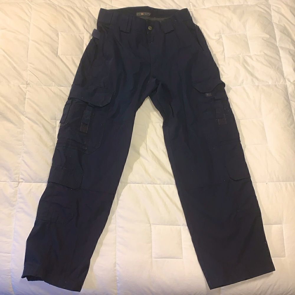 5.11 Tactical, size 30x30, great like new, cotton, so many pockets